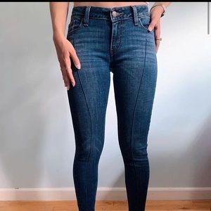 Levi’s 535 Super Skinny Jeans